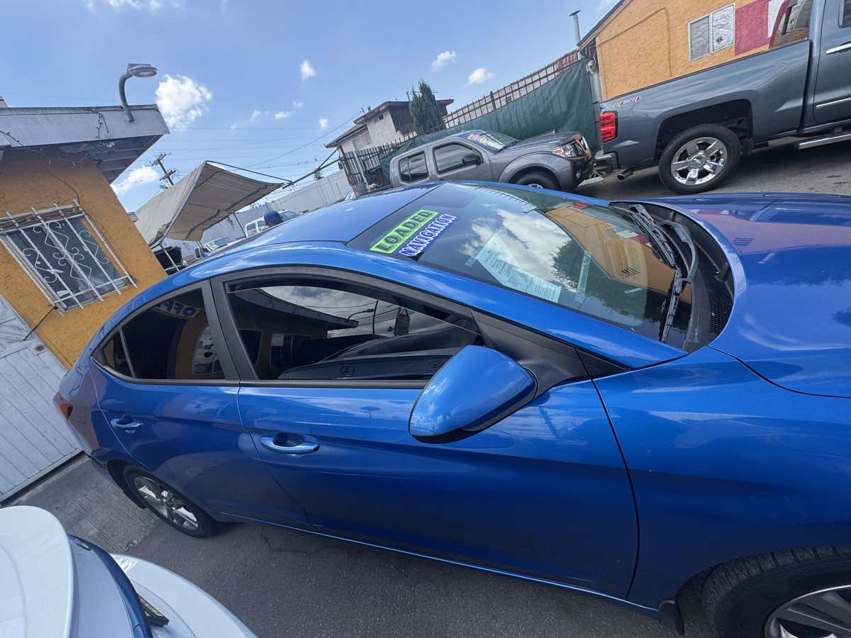 2018 Hyundai Elantra SEL - Photo 16