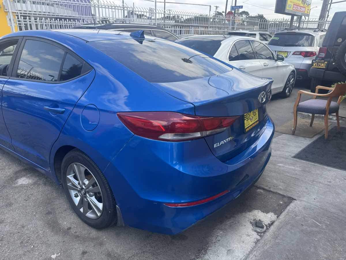 2018 Hyundai Elantra SEL - Photo 29