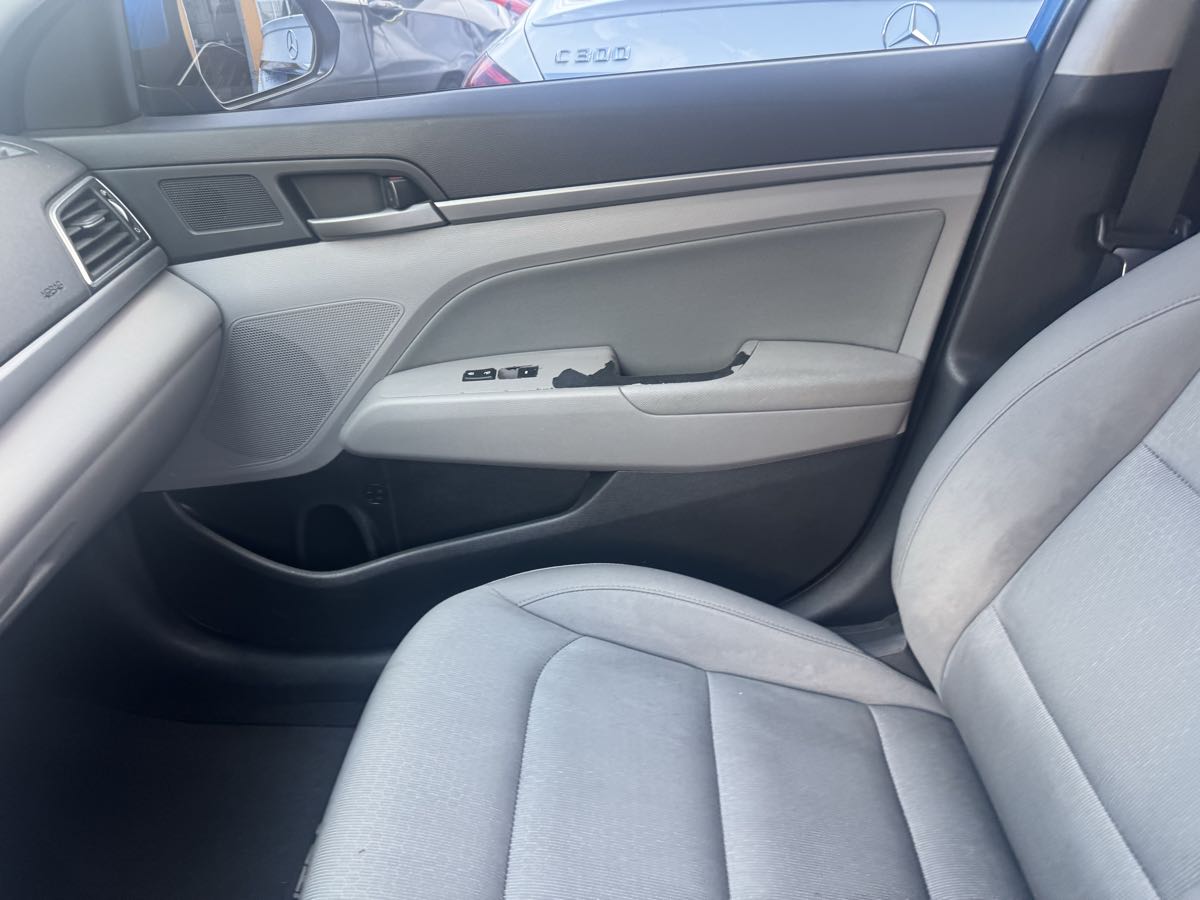 2018 Hyundai Elantra SEL - Photo 46