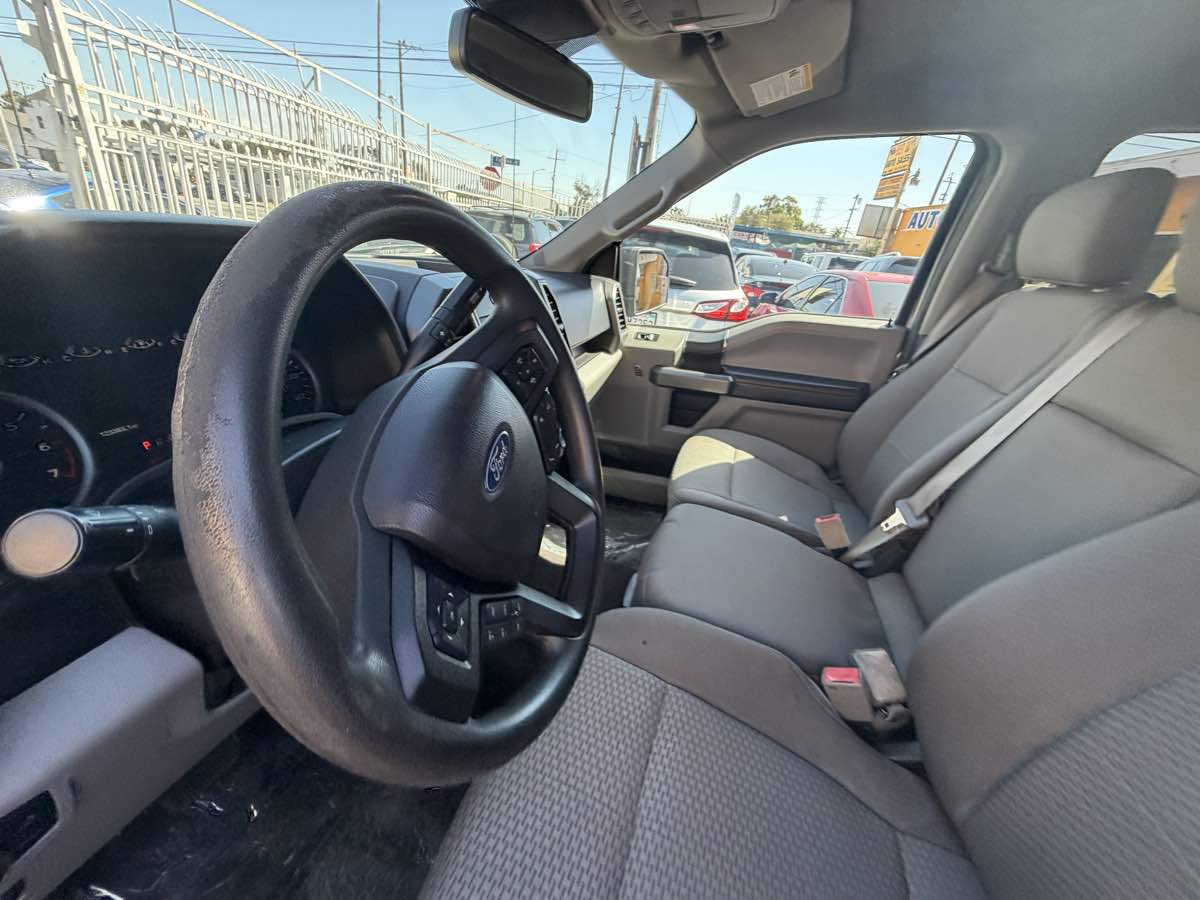 Ford F-150 photo 44