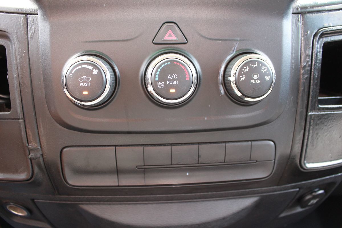 2013 RAM Ram 1500 Pickup Express - Photo 31