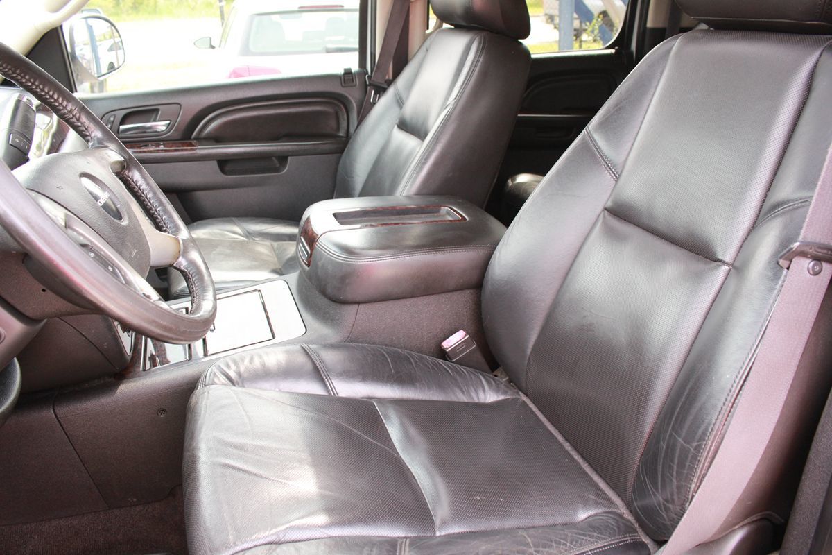 2011 GMC Yukon XL Denali - Photo 14