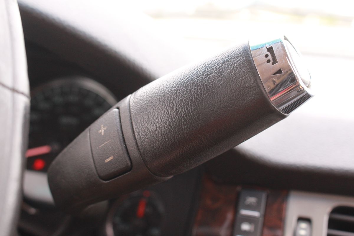 2011 GMC Yukon XL Denali - Photo 24