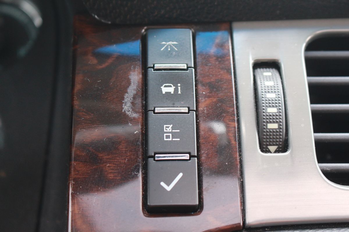 2011 GMC Yukon XL Denali - Photo 37