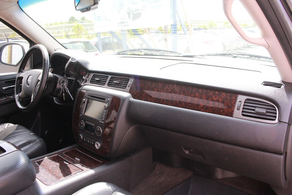 2011 GMC Yukon XL Denali - Photo 50