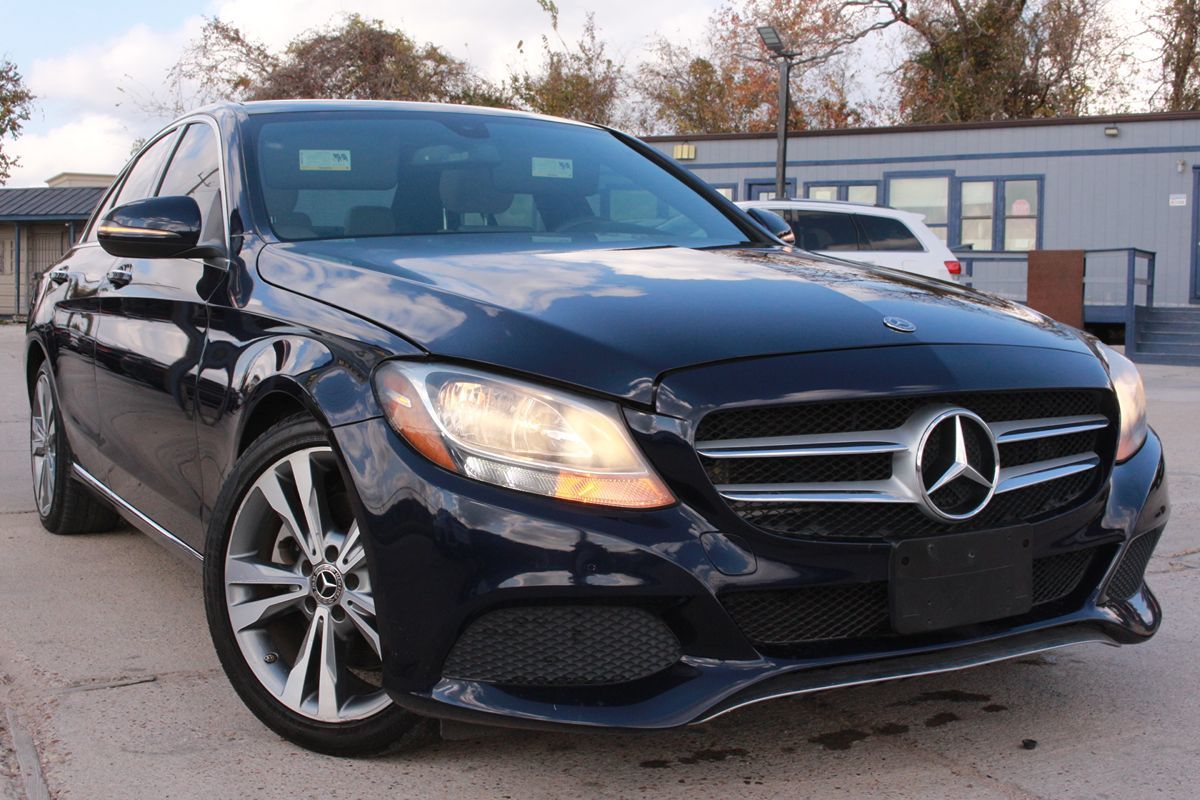 2018 Mercedes-Benz C 300 Sedan's photo