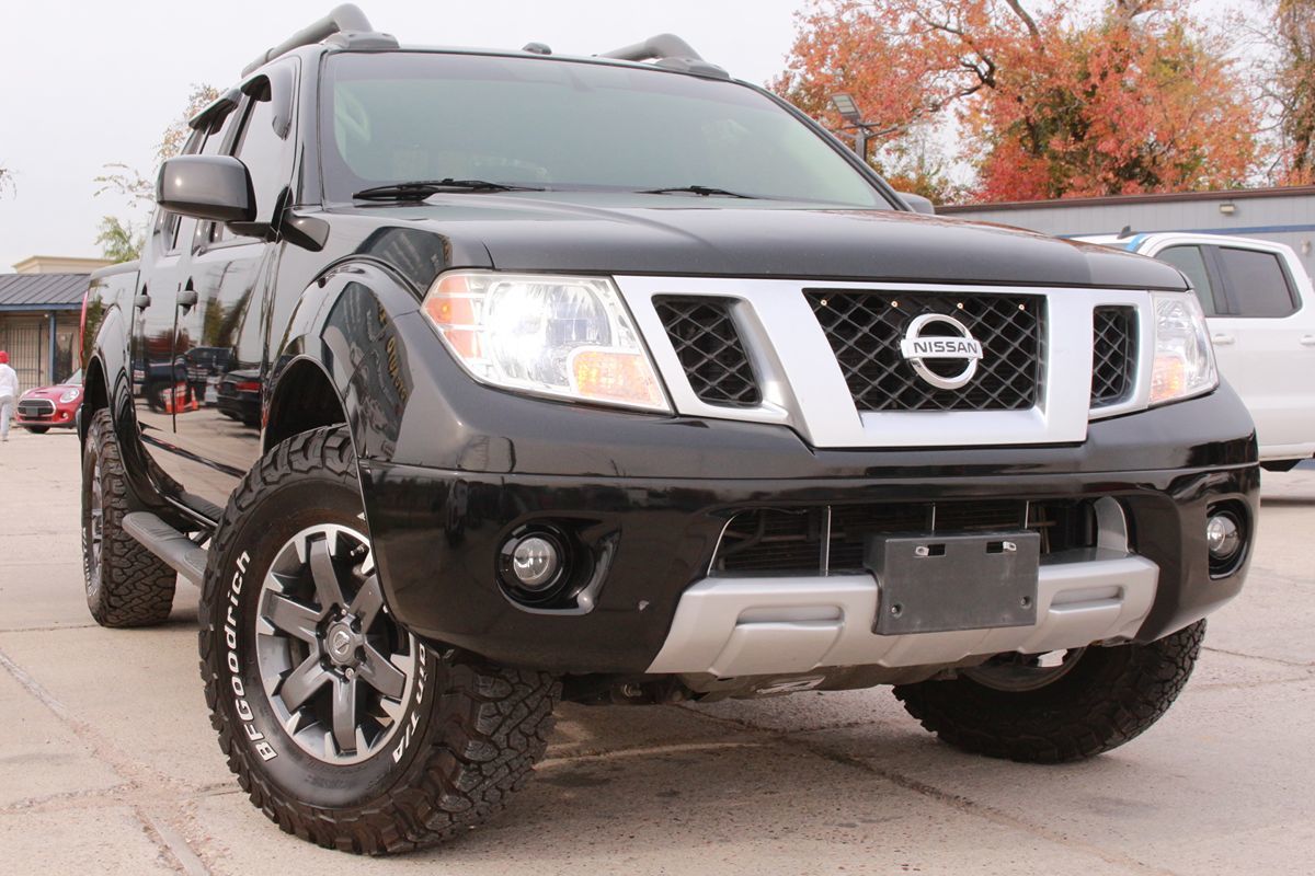 2018 Nissan Frontier PRO-4X's photo