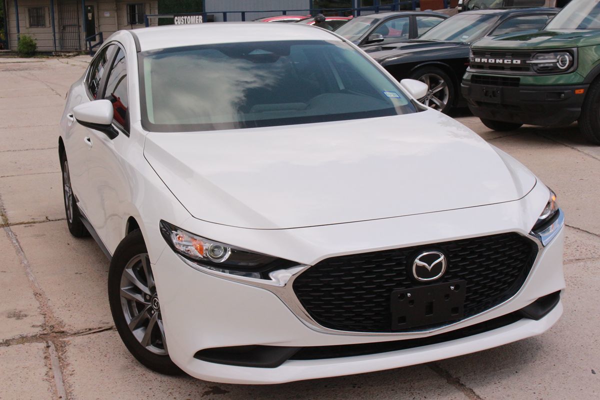 2025 Mazda Mazda3 S - Photo 5