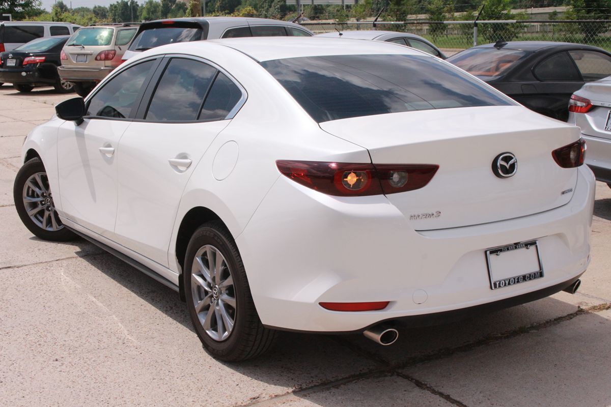 2025 Mazda Mazda3 S - Photo 8