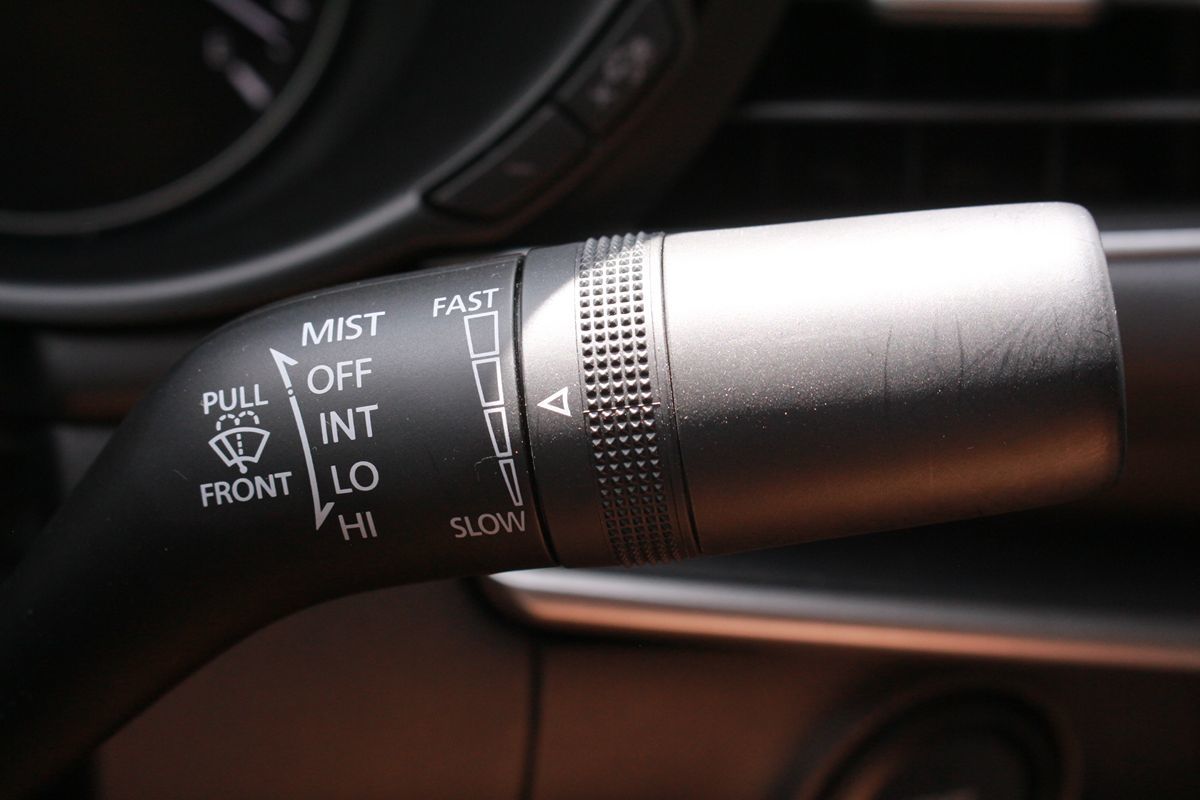 2025 Mazda Mazda3 S - Photo 22