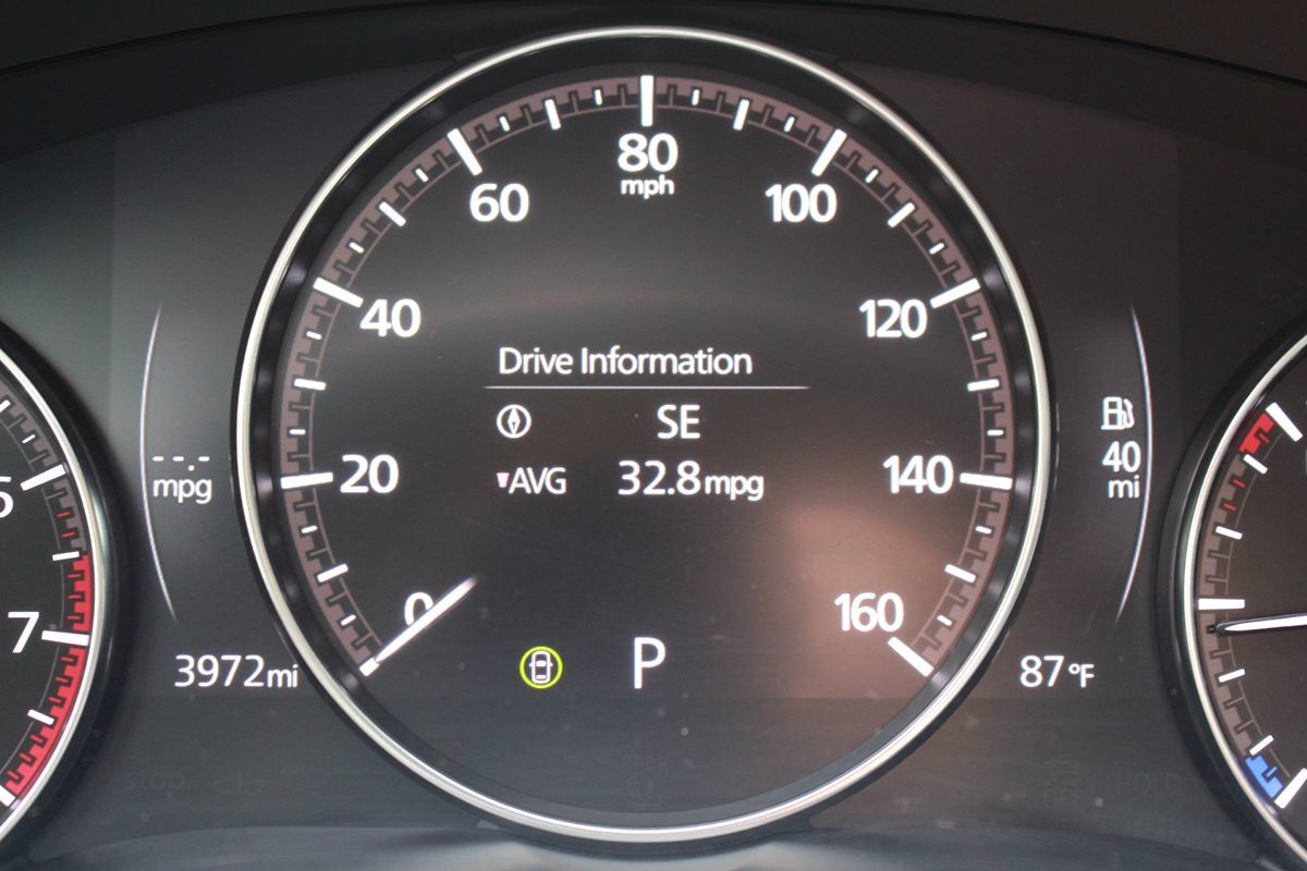 2025 Mazda Mazda3 S - Photo 28
