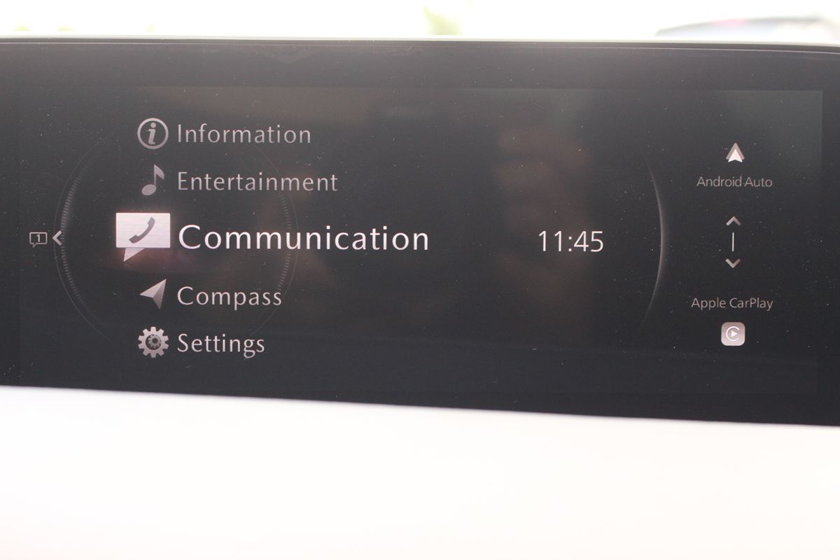 2025 Mazda Mazda3 S - Photo 35