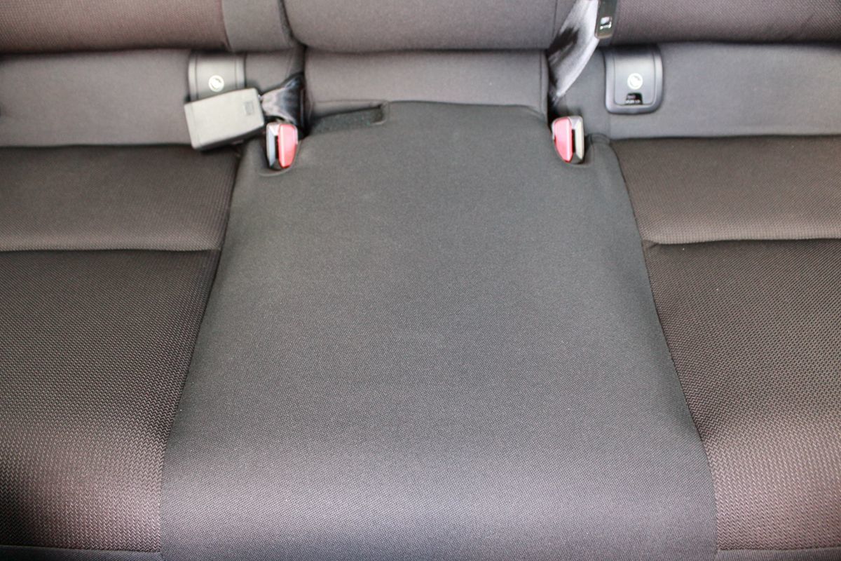 2025 Mazda Mazda3 S - Photo 45