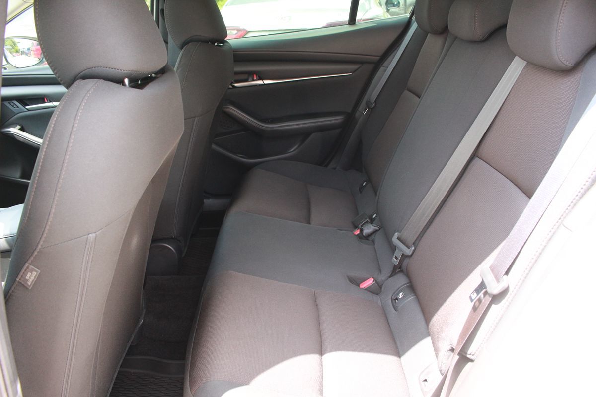 2025 Mazda Mazda3 S - Photo 54
