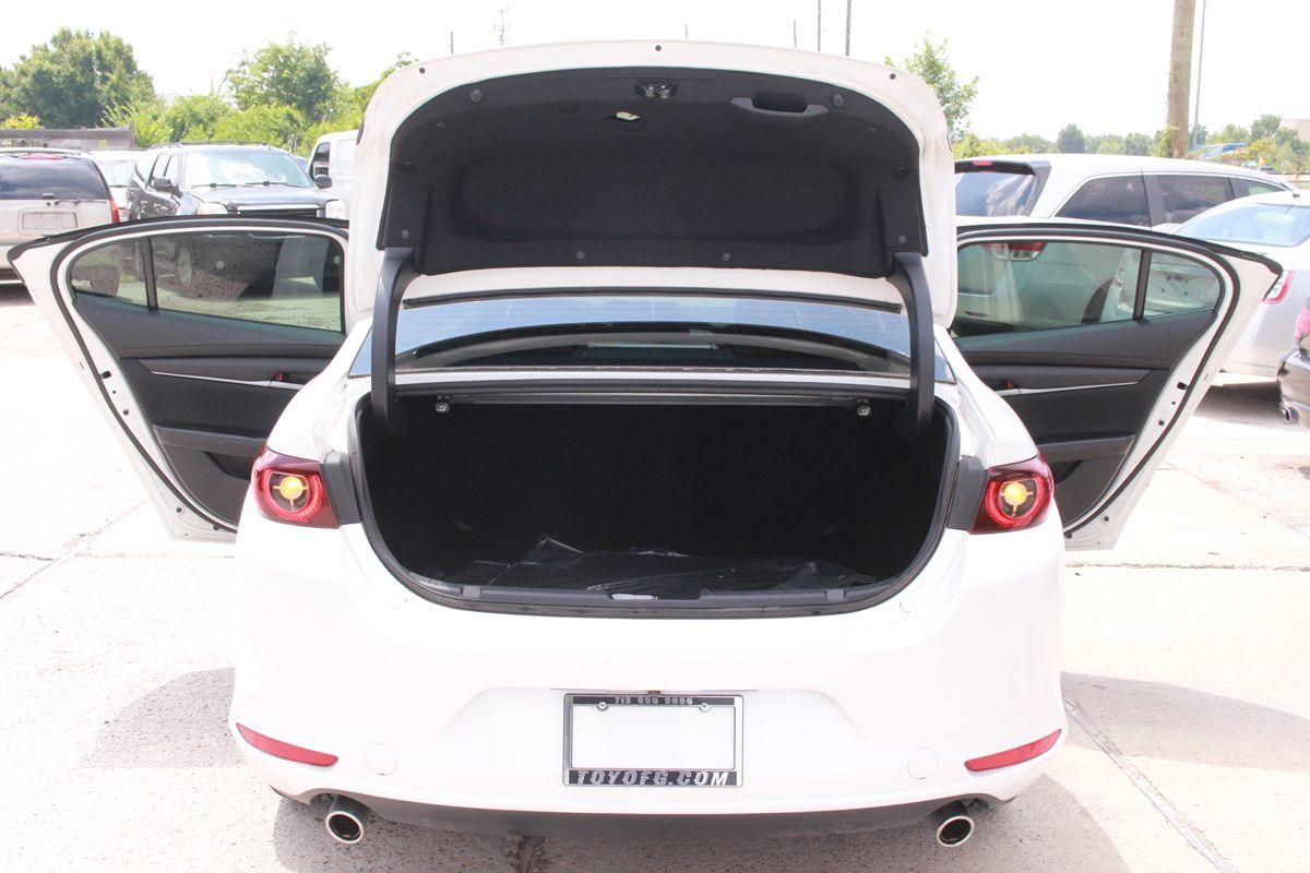 2025 Mazda Mazda3 S - Photo 58