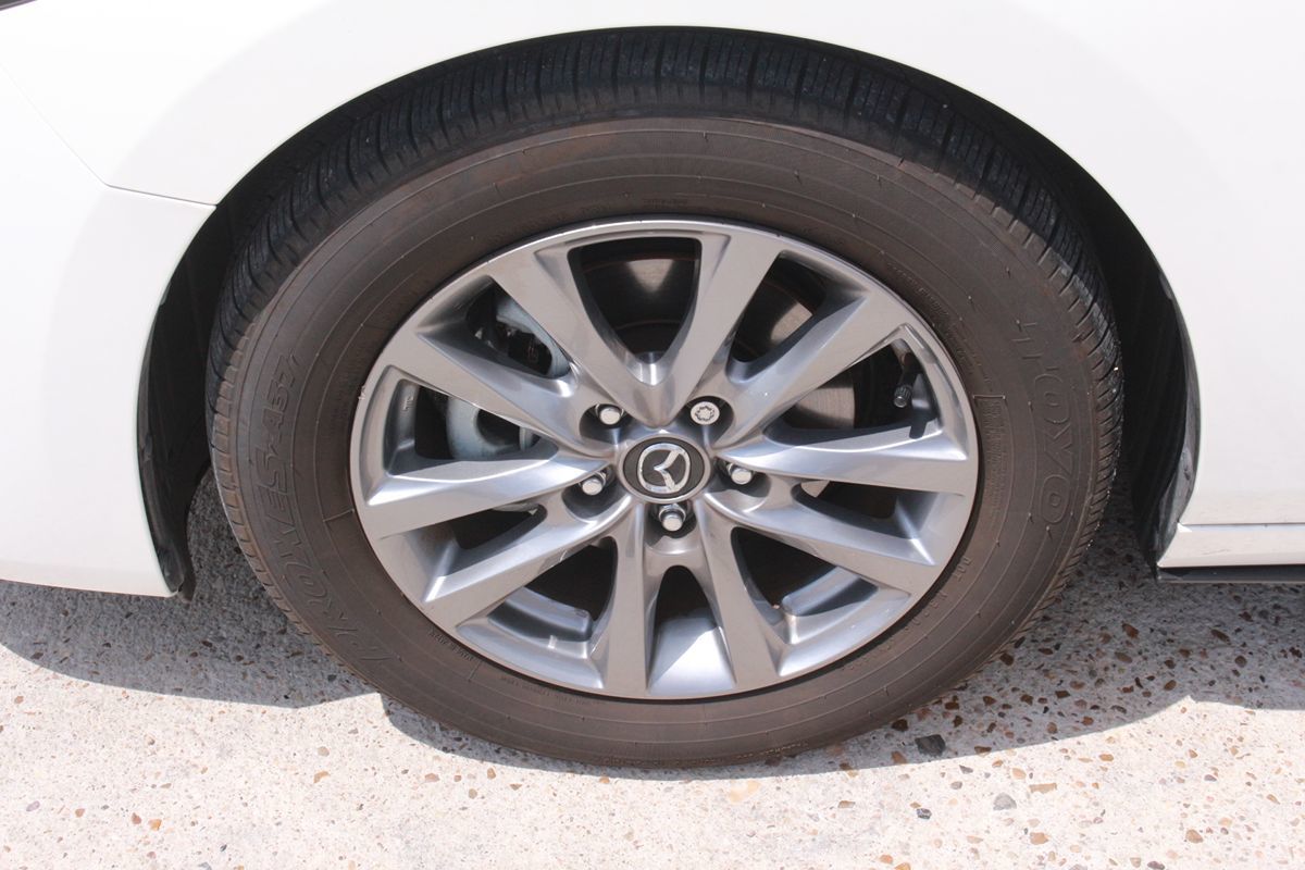 2025 Mazda Mazda3 S - Photo 64