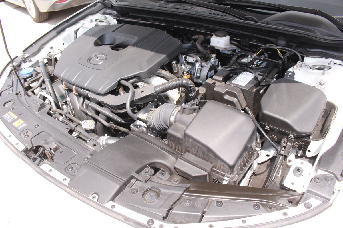 2025 Mazda Mazda3 S - Photo 67
