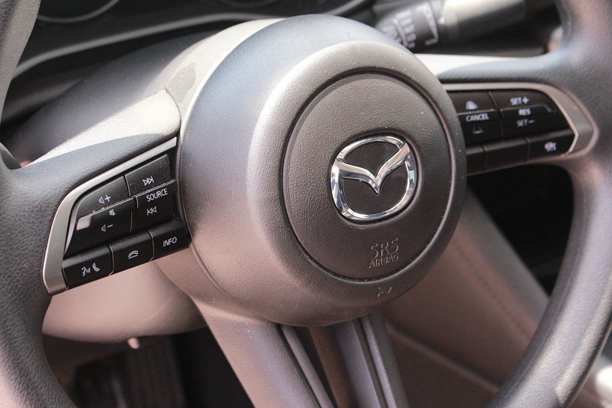 2025 Mazda Mazda3 S - Photo 71