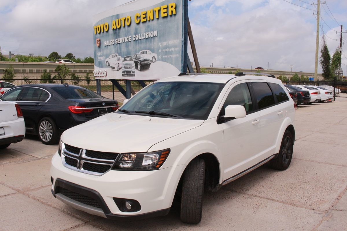 2019 Dodge Journey Crossroad - Photo 2