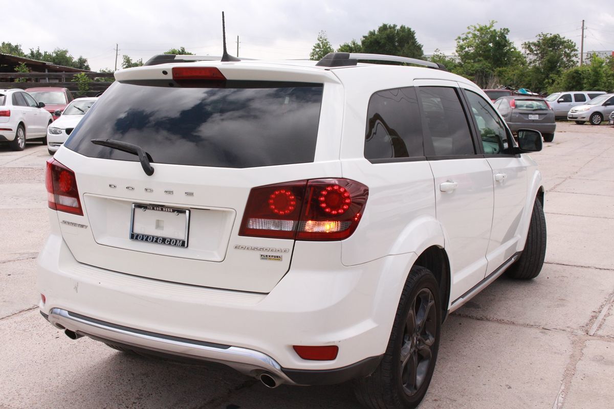 2019 Dodge Journey Crossroad - Photo 6