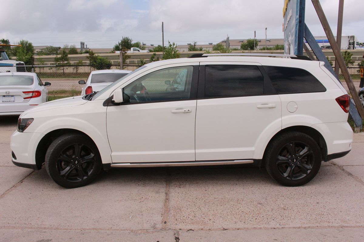 2019 Dodge Journey Crossroad - Photo 9