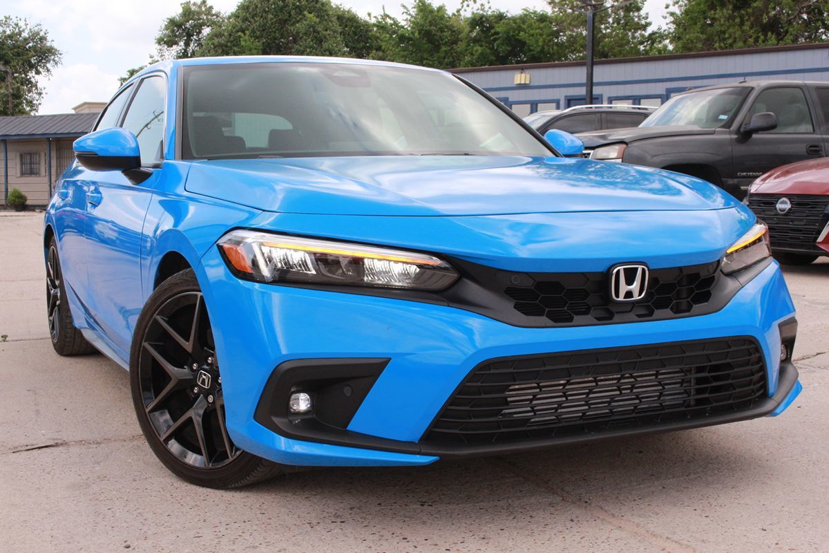 2024 Honda Civic Sport Touring CVT's photo