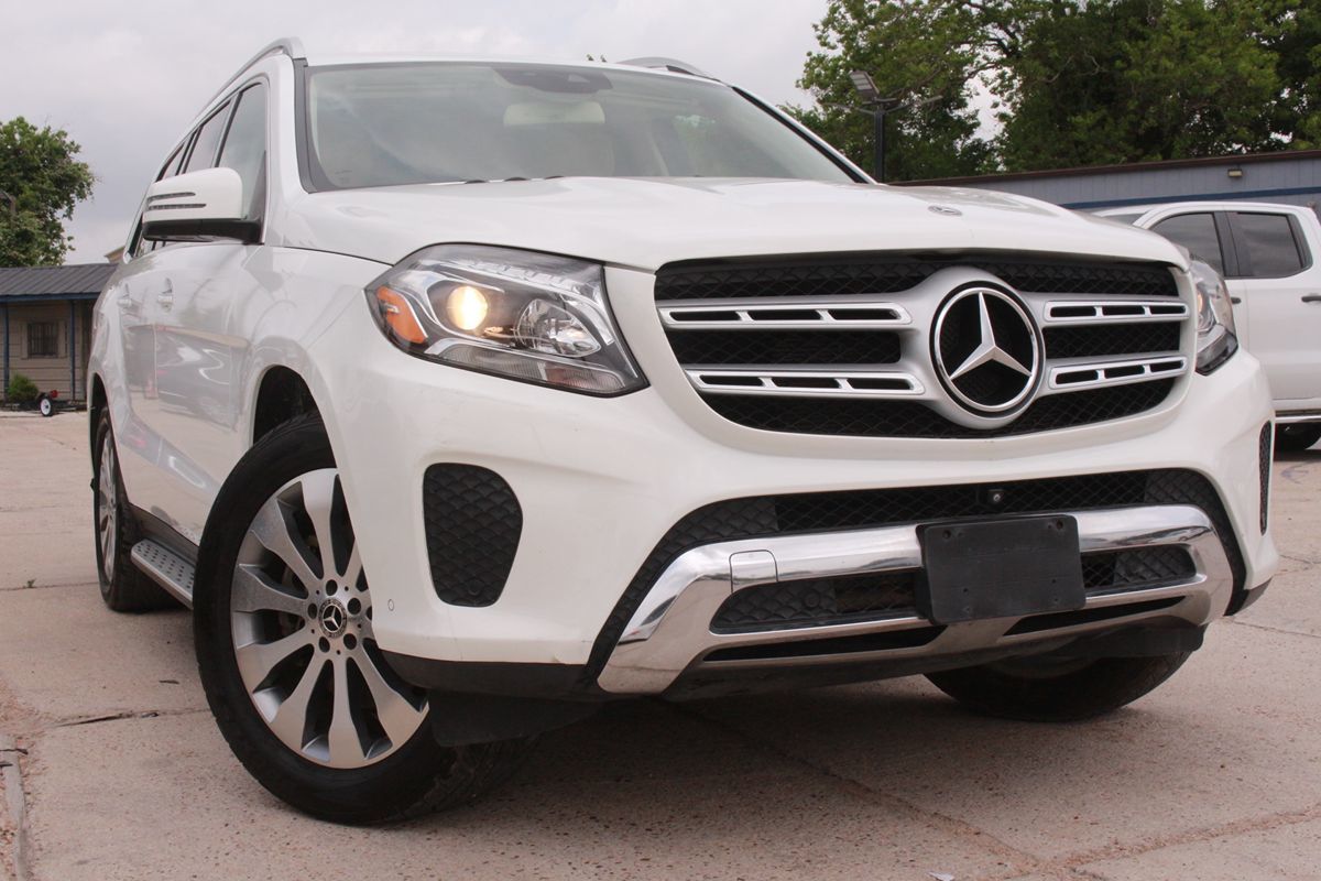 2017 Mercedes-Benz GLS GLS450's photo