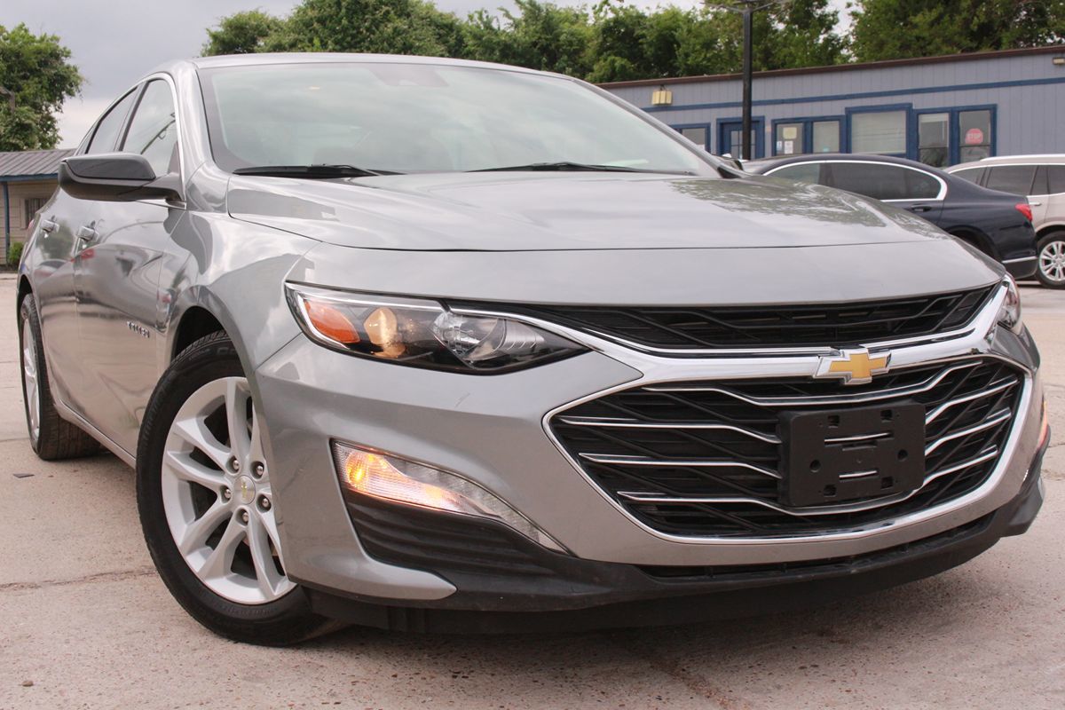 2024 Chevrolet Malibu 1LT's photo