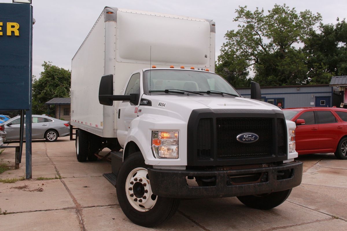 2018.0 Ford F-650's photo