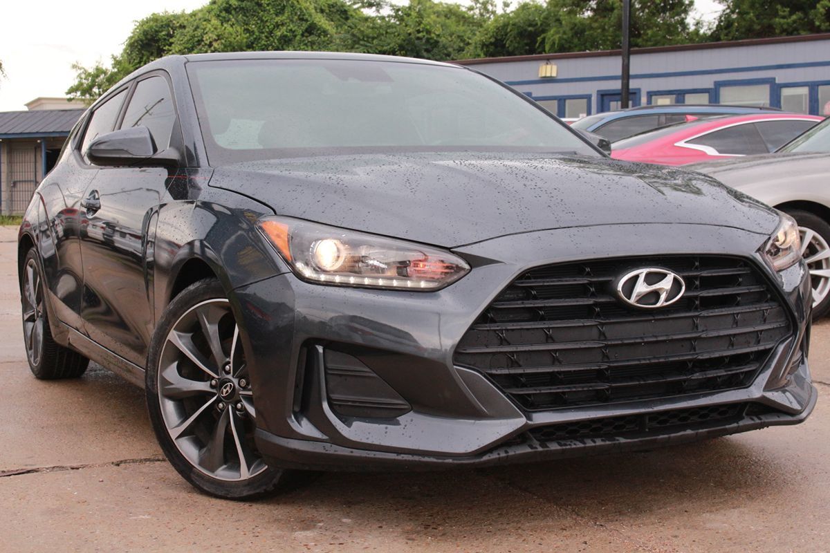 2019 Hyundai Veloster 2.0 Premium Automatic's photo