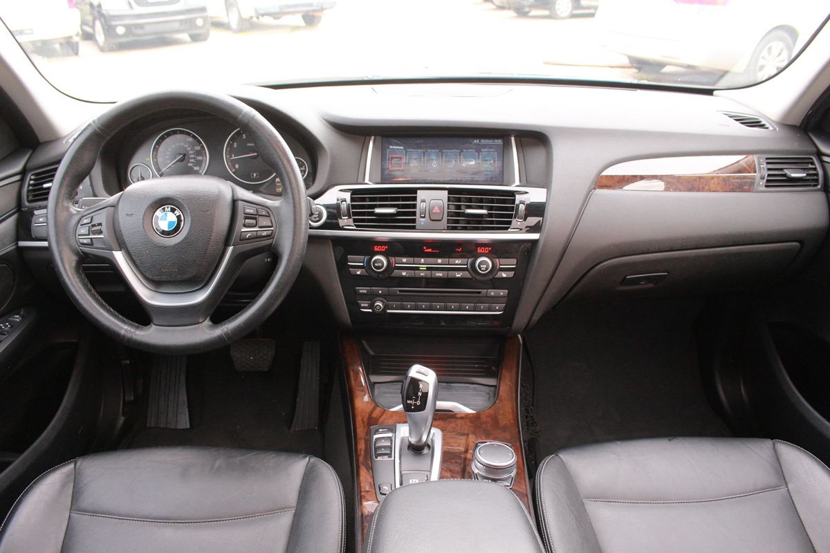 2017 BMW X3 sDrive28i - Photo 17