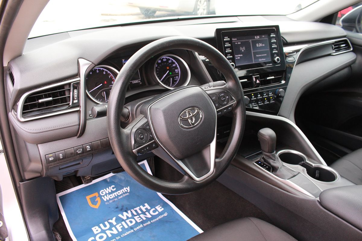 2021 Toyota Camry LE - Photo 14