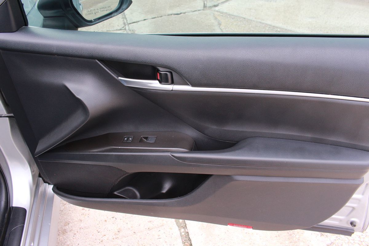 2021 Toyota Camry LE - Photo 47