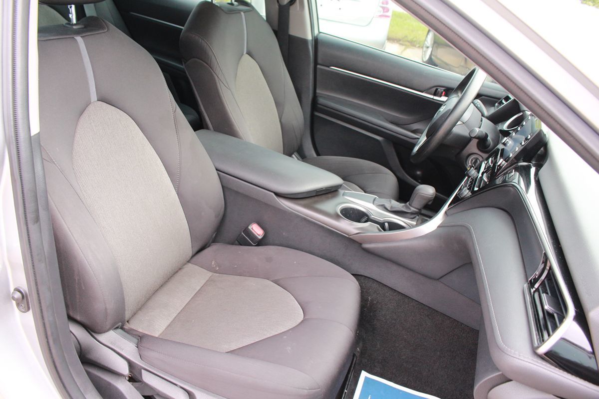 2021 Toyota Camry LE - Photo 49