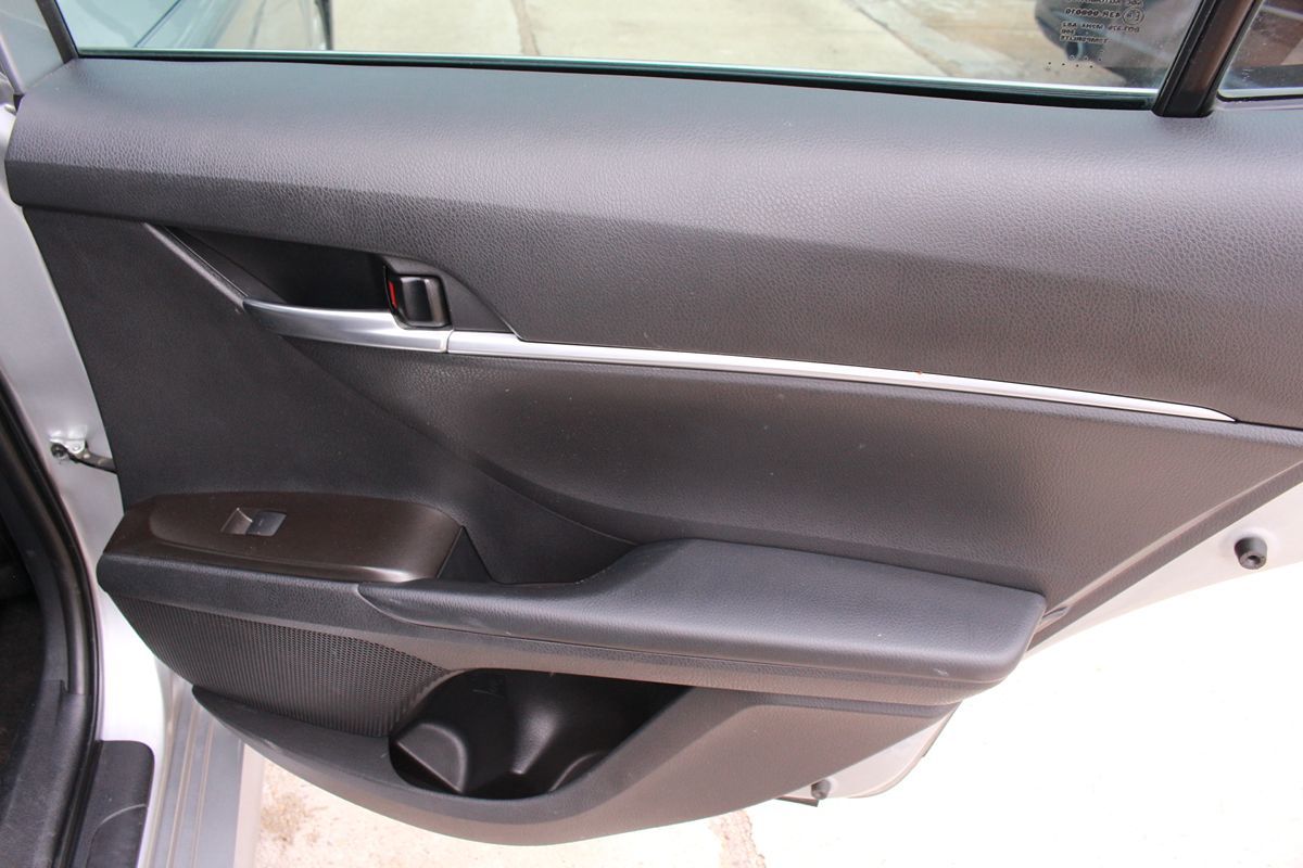 2021 Toyota Camry LE - Photo 54