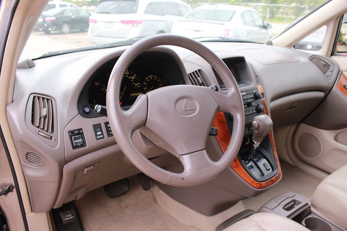 2000 Lexus RX 300 - Photo 13