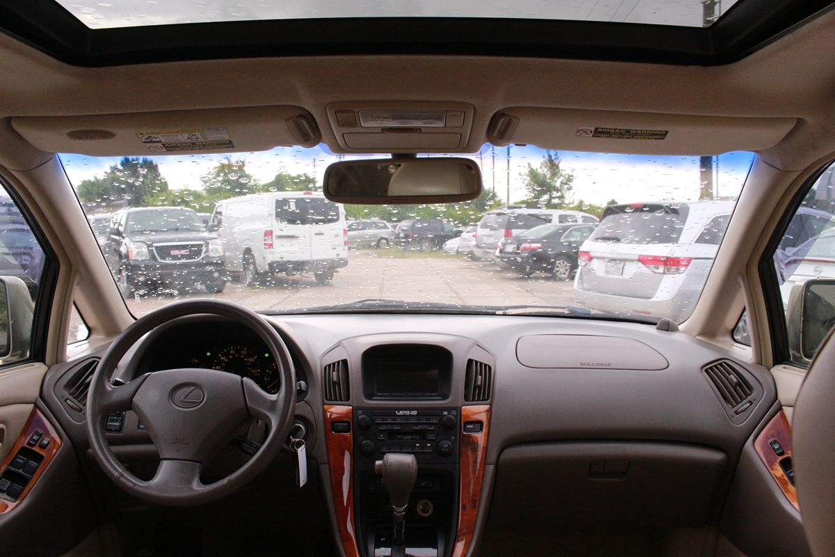 2000 Lexus RX 300 - Photo 15