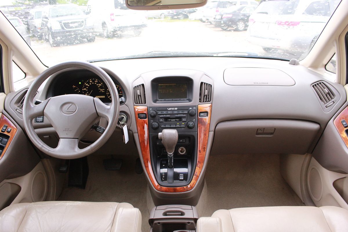 2000 Lexus RX 300 - Photo 16