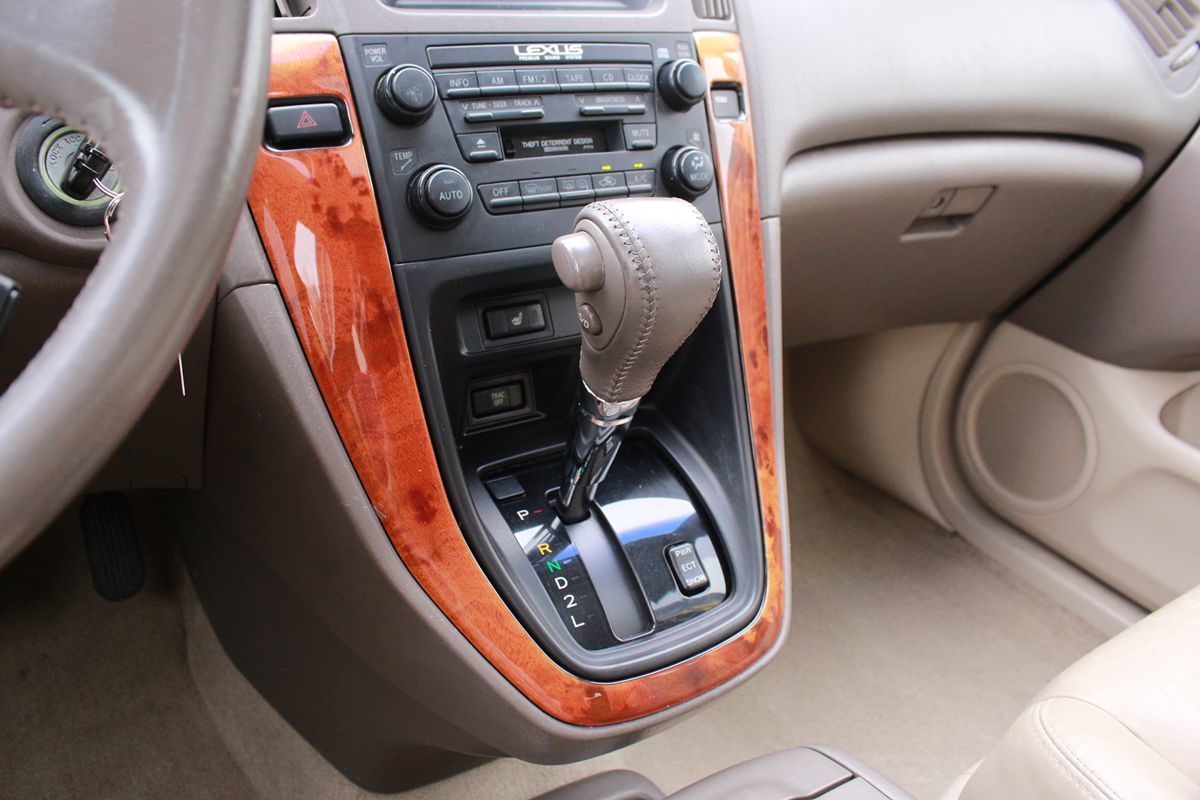 2000 Lexus RX 300 - Photo 26