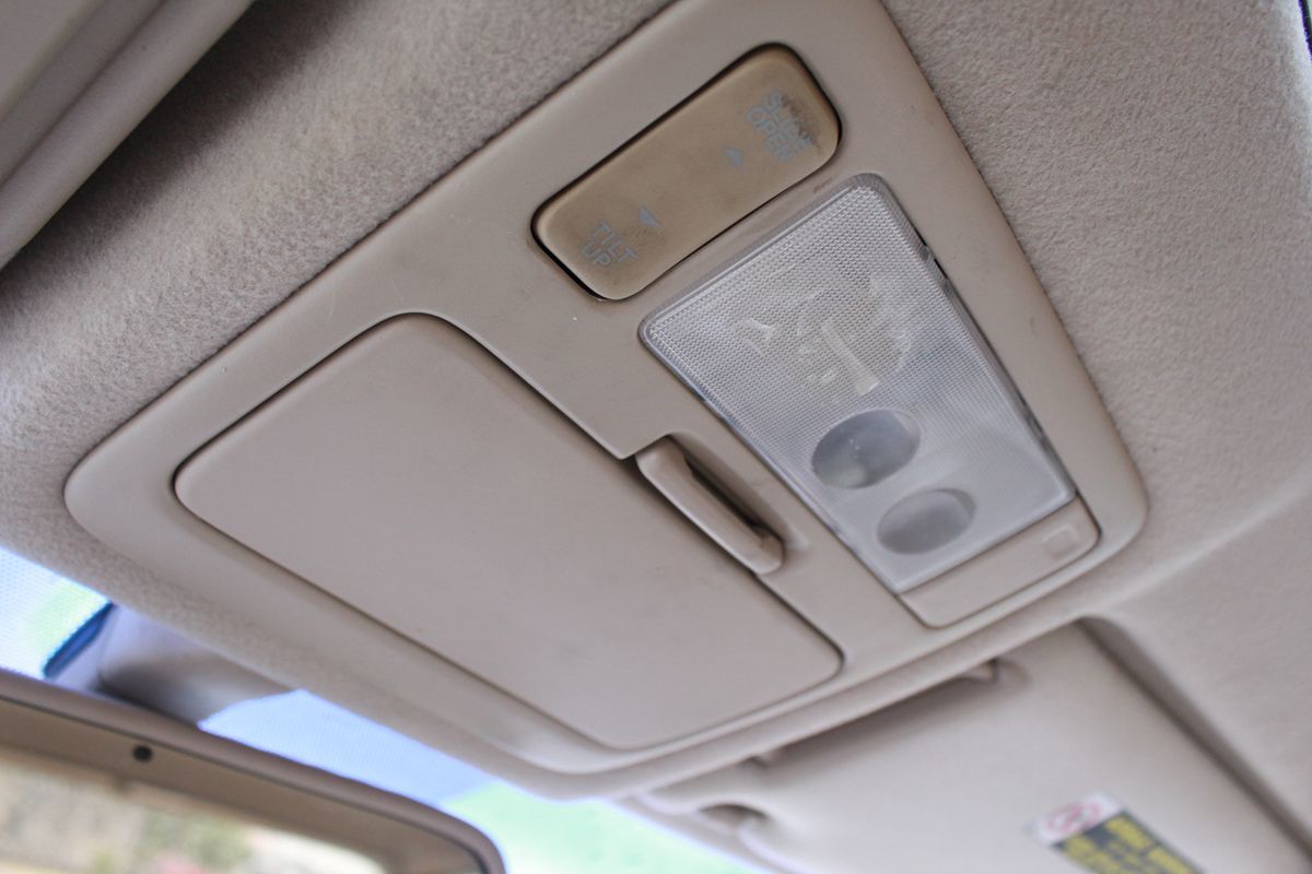 2000 Lexus RX 300 - Photo 32