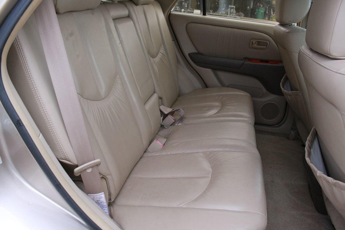 2000 Lexus RX 300 - Photo 41