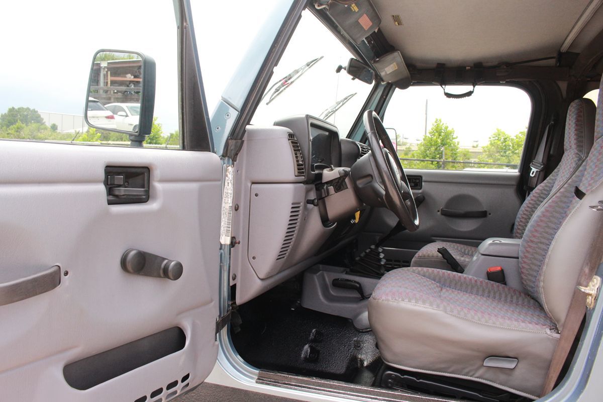 1998 Jeep Wrangler SPORT - Photo 10