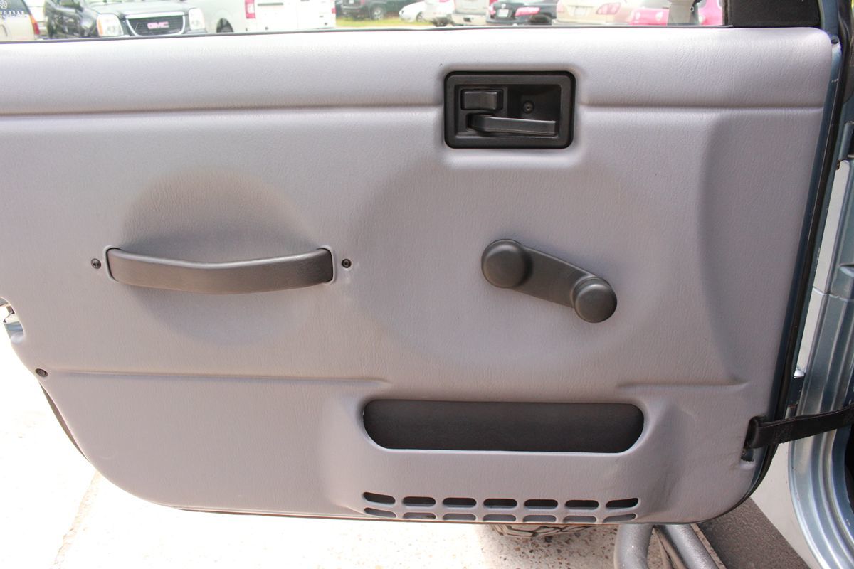 1998 Jeep Wrangler SPORT - Photo 11