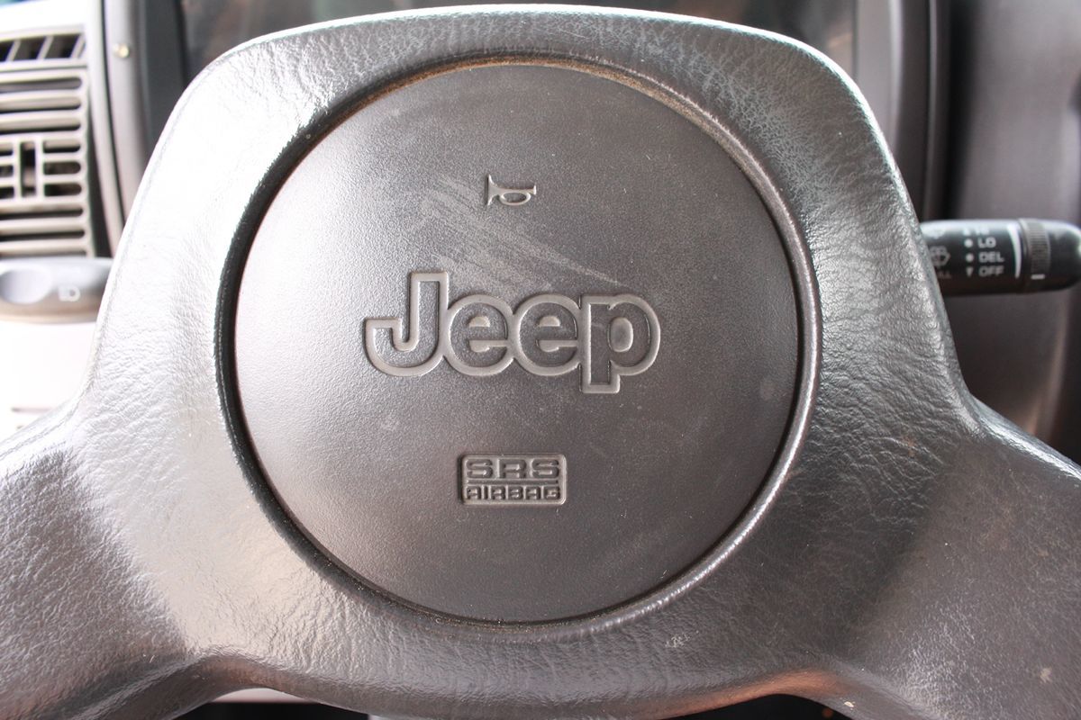 1998 Jeep Wrangler SPORT - Photo 14