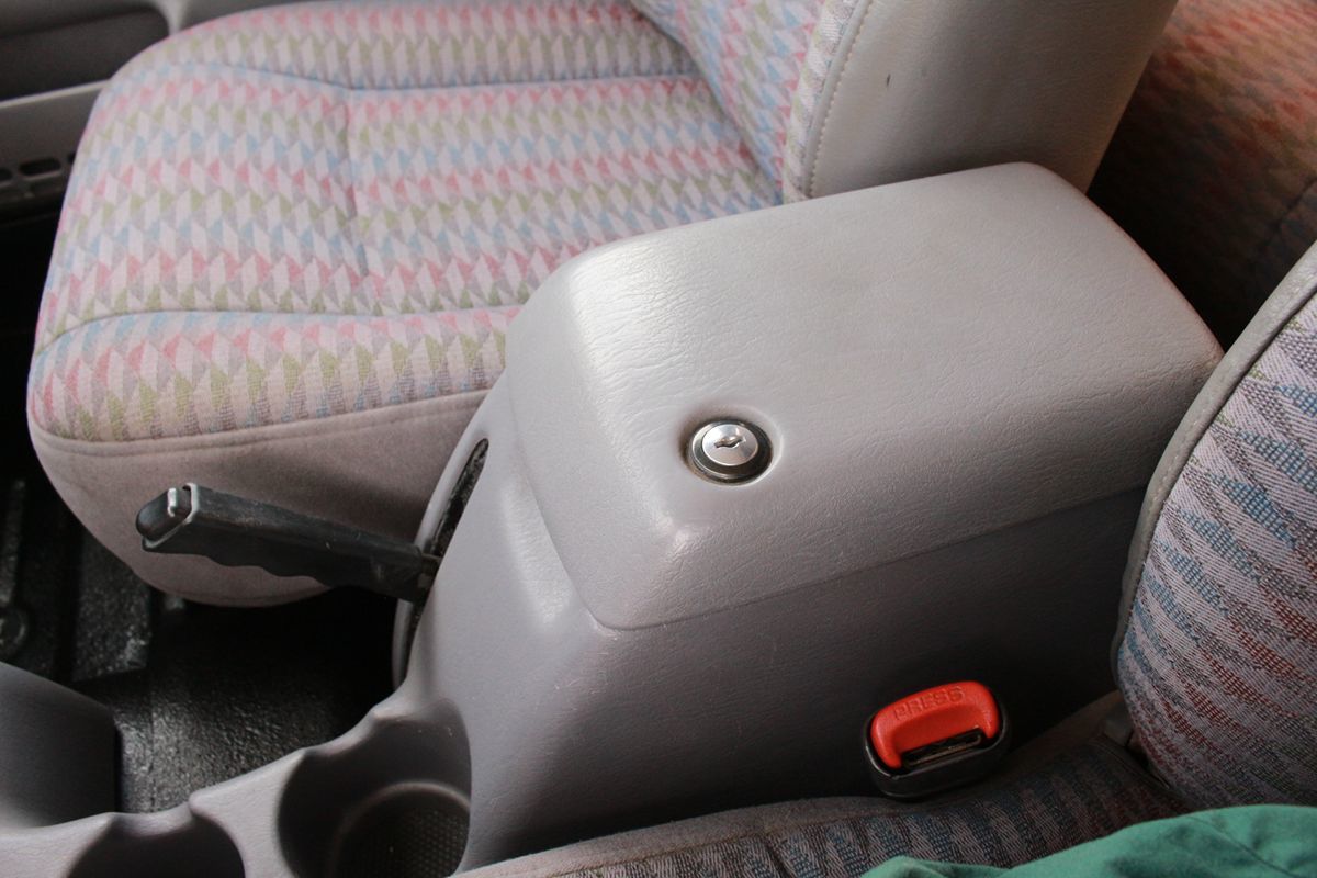 1998 Jeep Wrangler SPORT - Photo 18