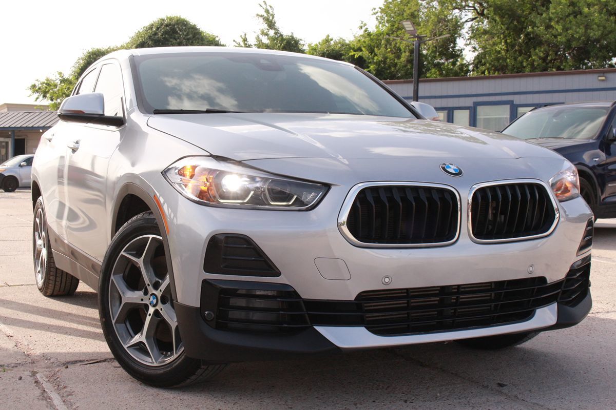2022 BMW X2 sDrive28i's photo