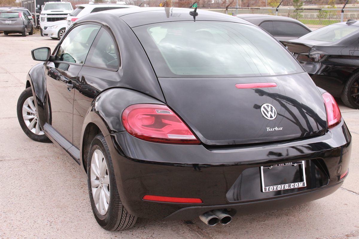 2017 Volkswagen Beetle S - Photo 8