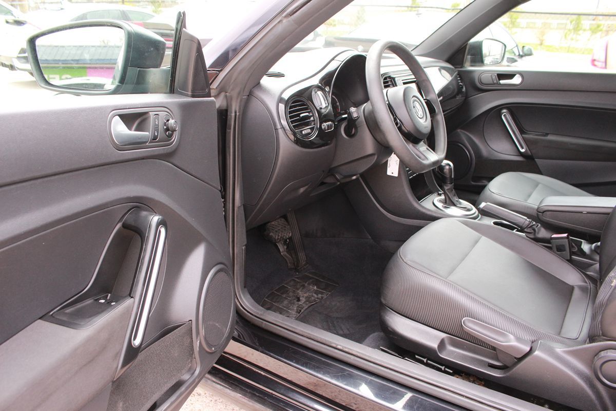 2017 Volkswagen Beetle S - Photo 11