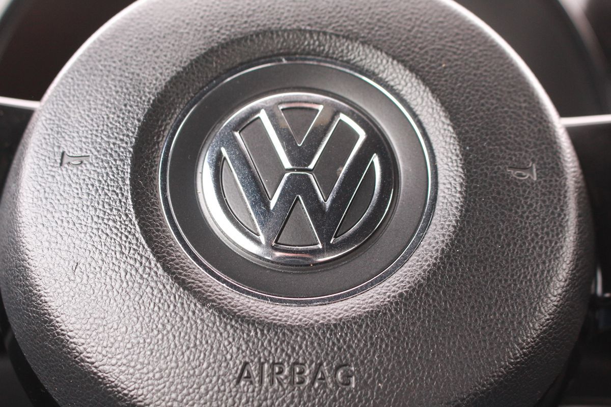 2017 Volkswagen Beetle S - Photo 17