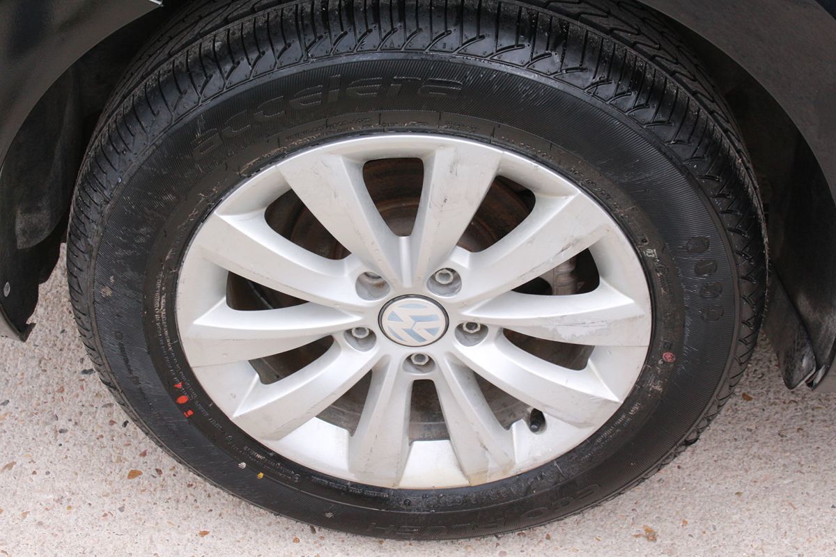 2017 Volkswagen Beetle S - Photo 57